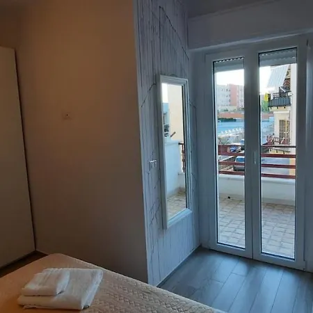 Апартаменты La Terrazza Sul Porto Бишелье