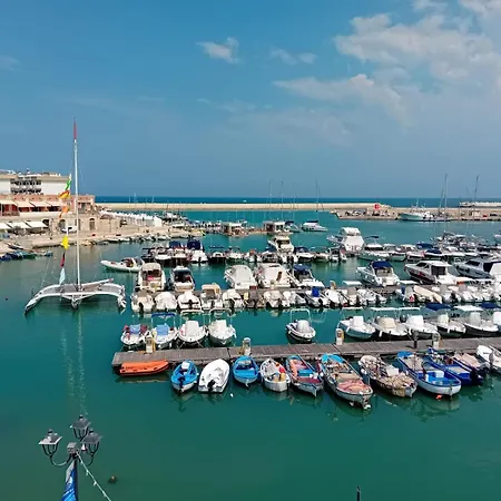 La Terrazza Sul Porto Διαμέρισμα Μπισέλιε