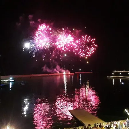 La Terrazza Sul Porto * ビシェーリエ