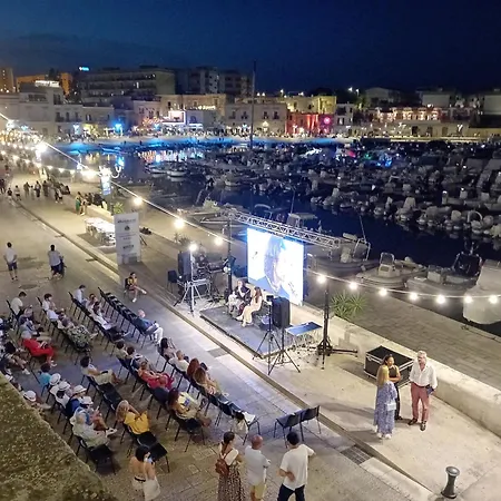 Διαμέρισμα La Terrazza Sul Porto Μπισέλιε
