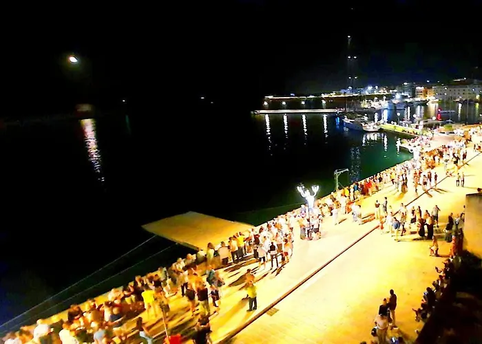 Daire La Terrazza Sul Porto